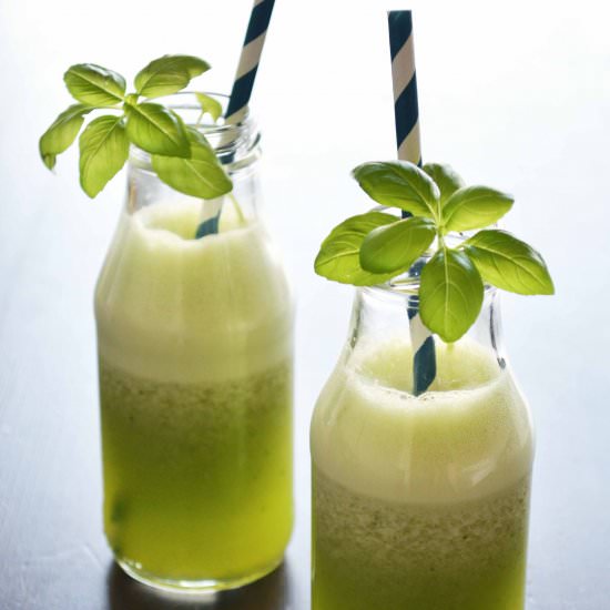 Frosty Basil Lemonade Smoothie