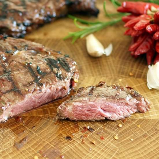 Ribeye Steak with Garlic Crust