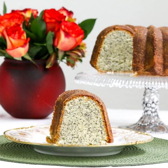 Lemon Poppyseed Cake