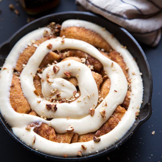 Pumpkin Cinnamon Roll Cake