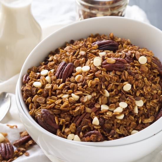 Slow Cooker Pumpkin Maple Granola