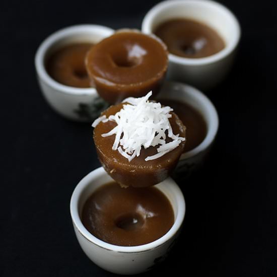 Kuih Lompang/ Steamed Rice cakes