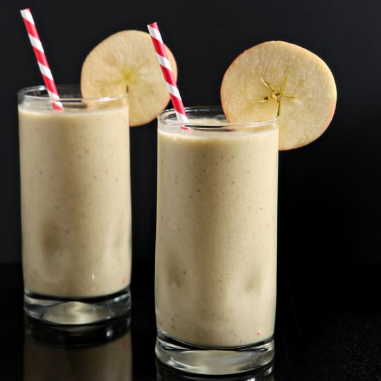 Vegan Vanilla Apple Pie Smoothie