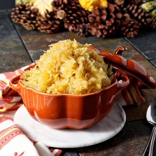 Garlicky Spaghetti Squash