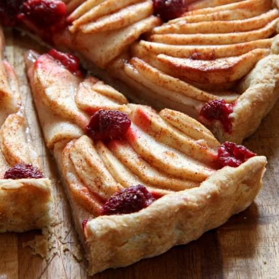 apple raspberry tart
