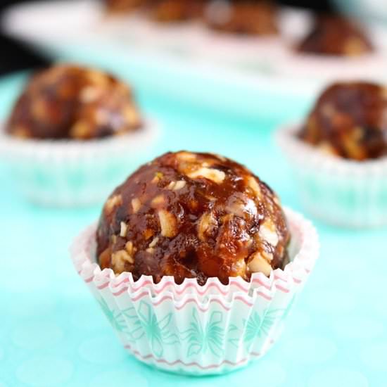 Fruit and Nut Ladoo