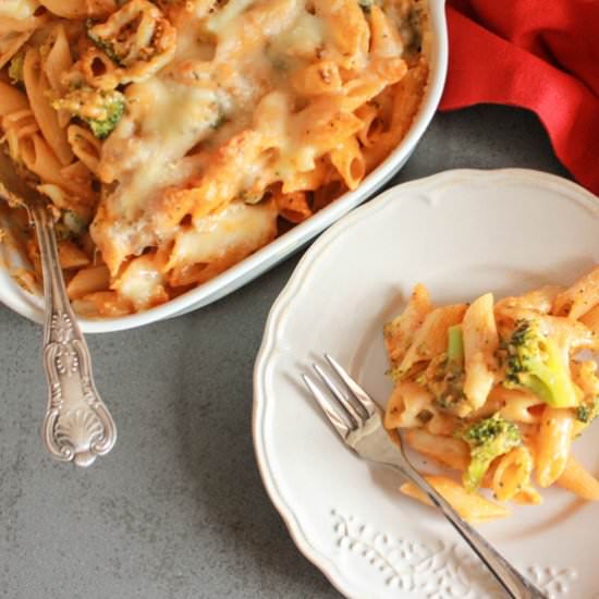 Cheesy Broccoli Pasta Bake
