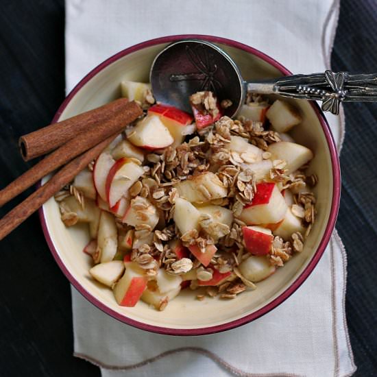 Easy No Bake Apple Crisp