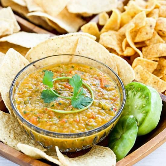 Roasted Green Tomatoes Salsa