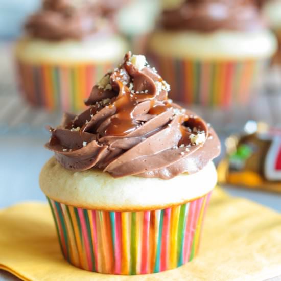 Twix Stuffed Cupcakes