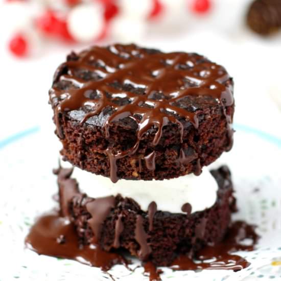 Mini Chocolate Ice Cream Cakes