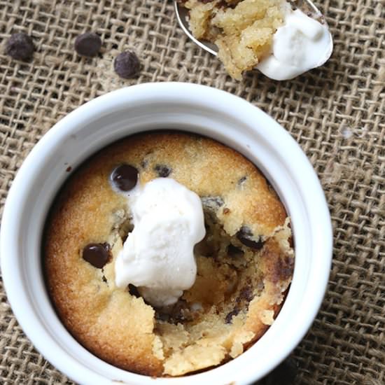 Deep Dish Chocolate Chip Cookie