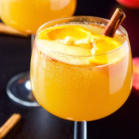 Spiced Apple Cider Sangria