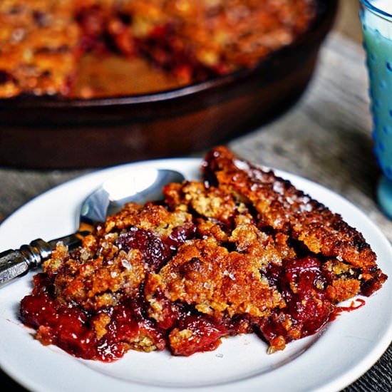 Balsamic Strawberry Rhubarb Pie
