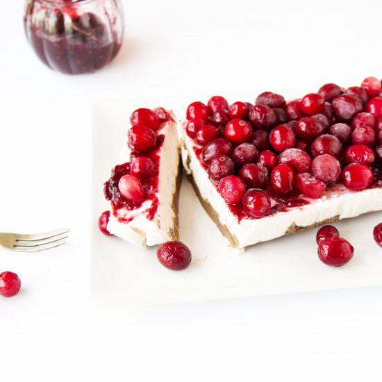 Vegan Cranberry Cheesecake