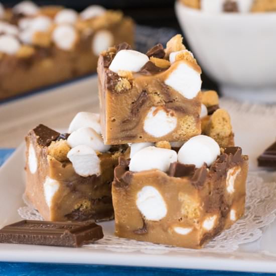 Caramel S’mores Fudge