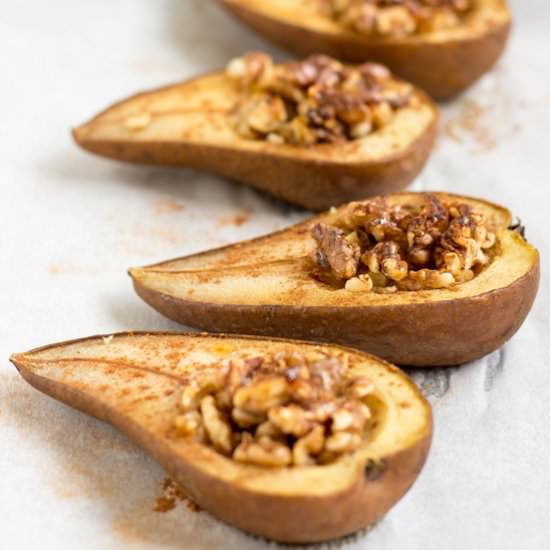 Easy Cinnamon Baked Pears