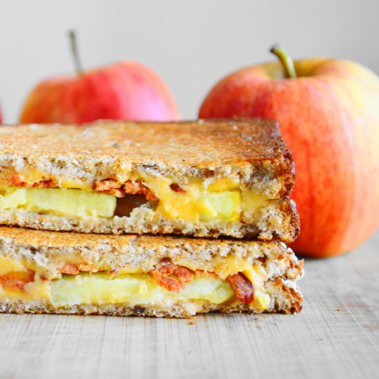 Apple, Cheddar, and Bacon Grilled Cheese