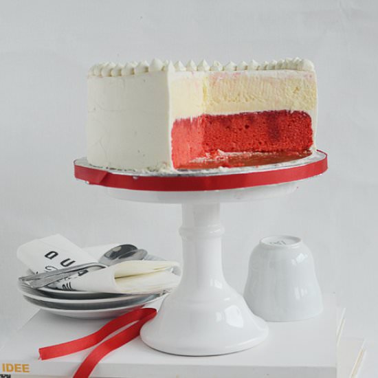 Red&White Cheesecake Cake