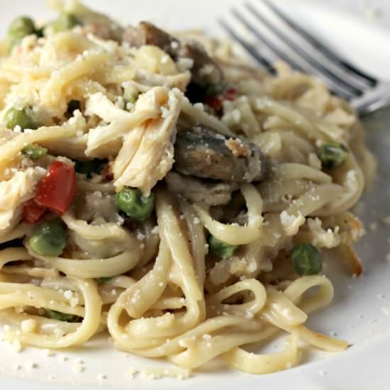 Classic Chicken Tetrazzini Casserole