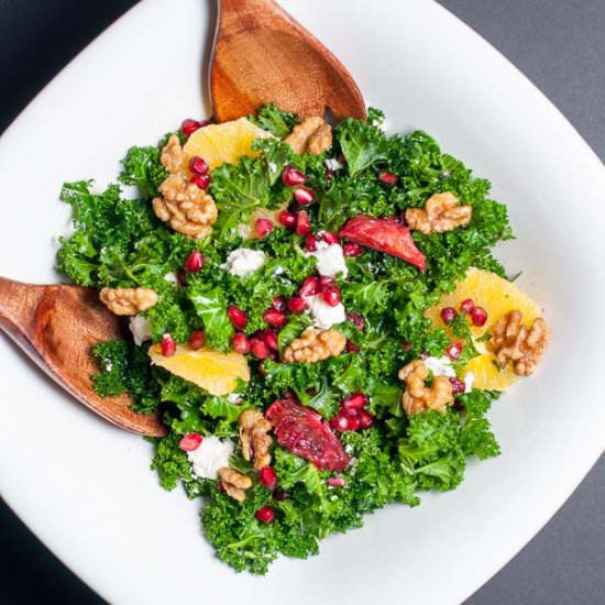Healthy Kale Salad with Superfoods