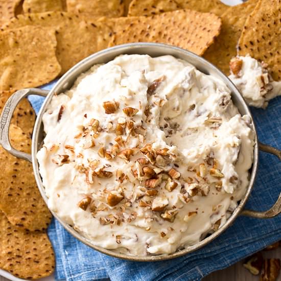 Maple Pecan Cheesecake Dip