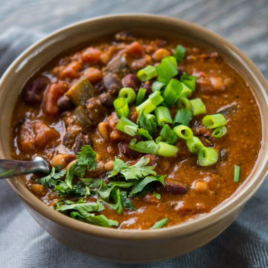 Slow Cooker 3 Bean Chili