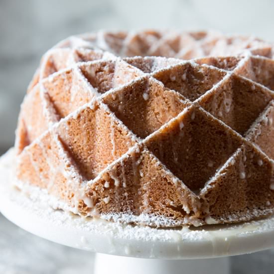 Mama’s 7-Up Pound Cake