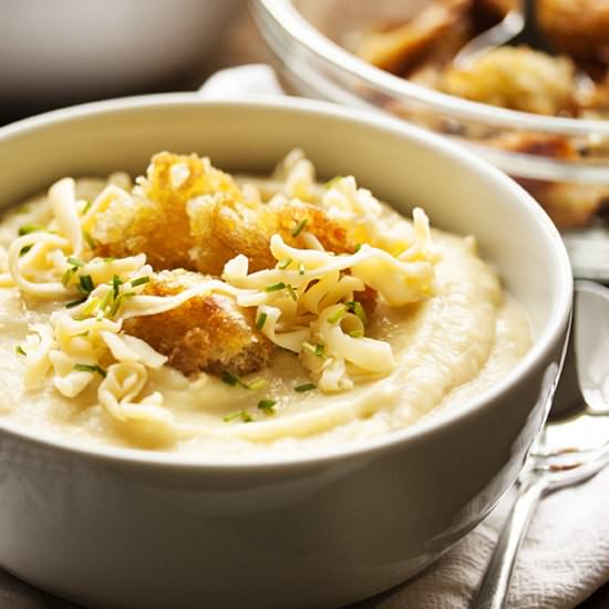 Slow Cooker Potato Leek Soup