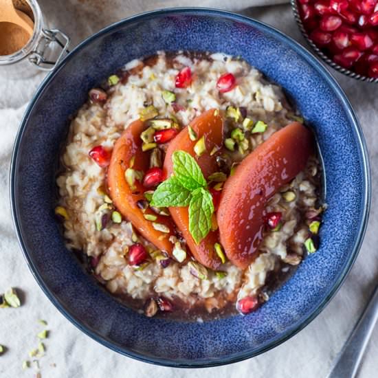 Autumn oatmeal with spiced quince