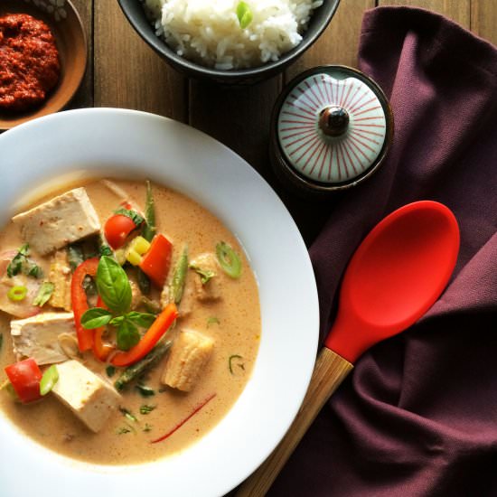 Vegan thai red curry