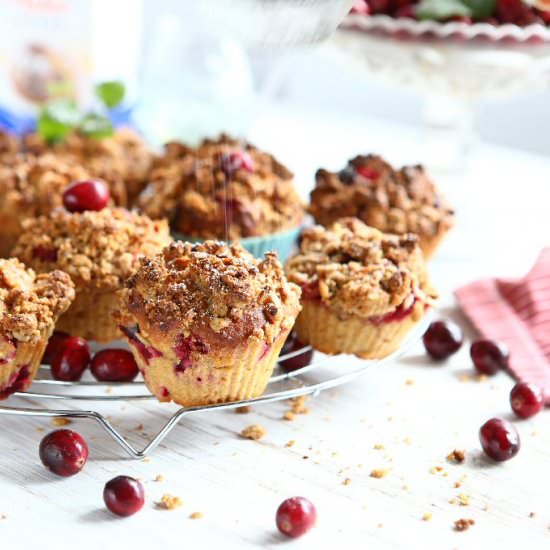 Cranberry Quinoa Streusel Muffins