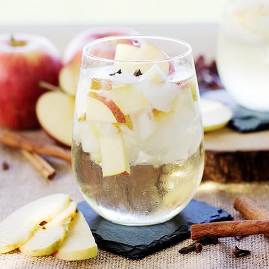 Spiced Apple Sangria