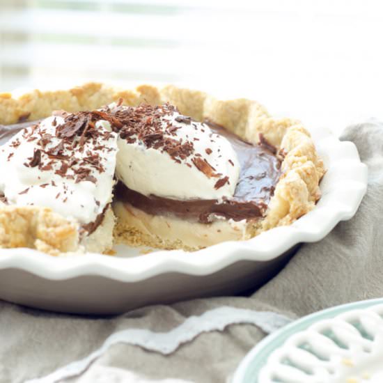 Toasted Marshmallow Chocolate Pie