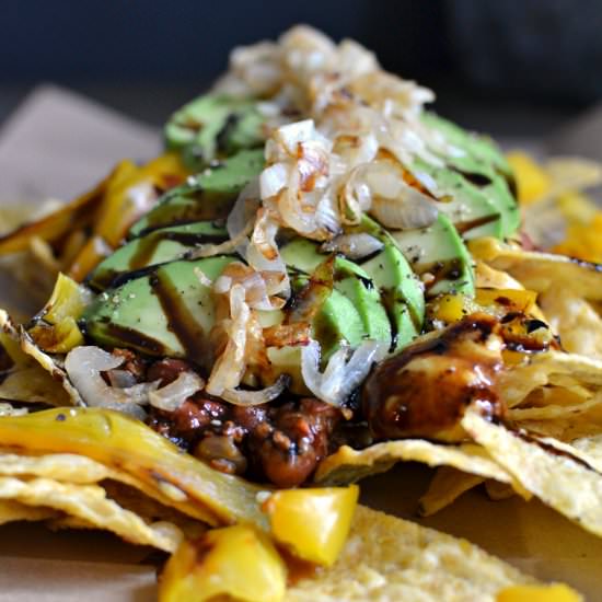 Vegan Chili Cheeze Nachos