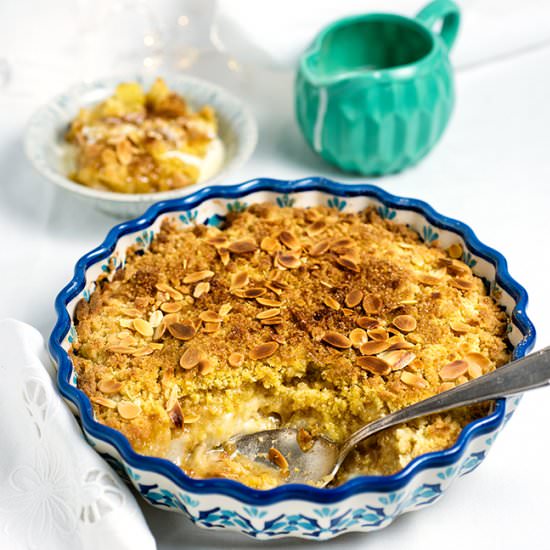 Pear and Stem Ginger Crumble