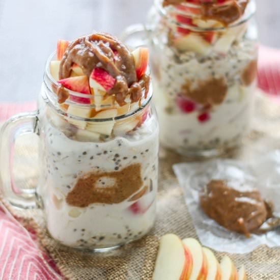 Caramel Apple Overnight Oats