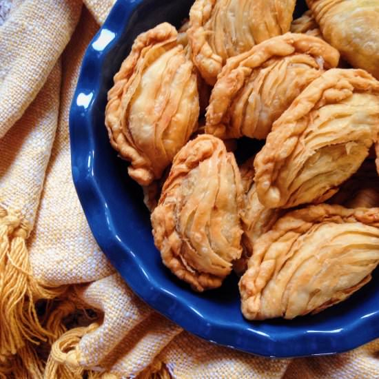 Spiral Curry Puffs