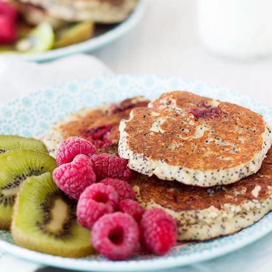 Raspberry & Poppy Seed Pancakes!