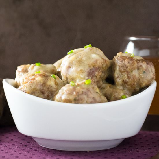 Cocktail Meatballs in Garlic Butter