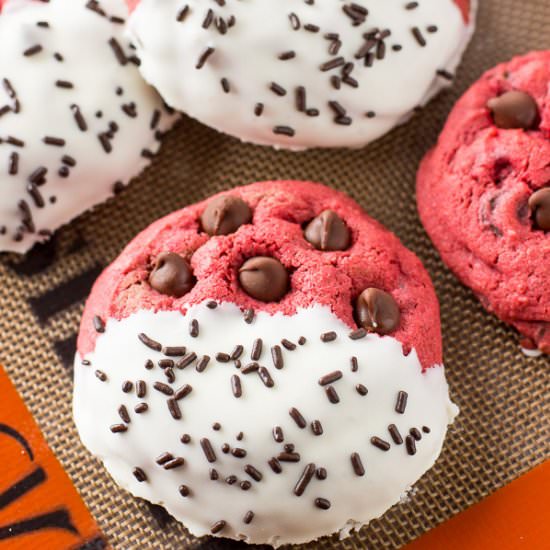 Red Velvet Chocolate Chip Cookies