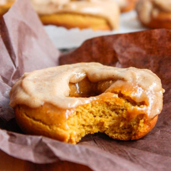 Paleo Pumpkin Spice Donuts