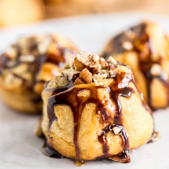 Pecan Cream Cheese Rolls