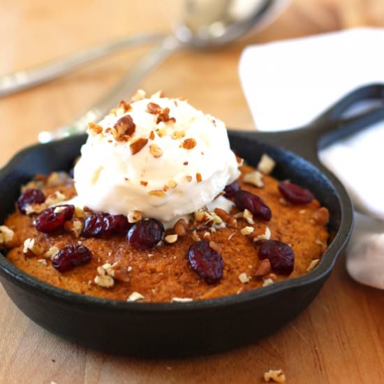 Mini Pumpkin Spice Skillet Cake