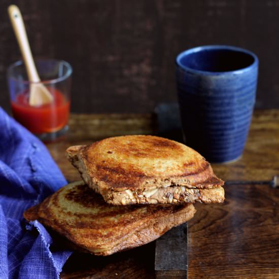 Herbed Garlicky Mushroom Jaffles