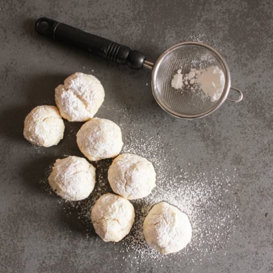 Hazelnut Snowball Cookies