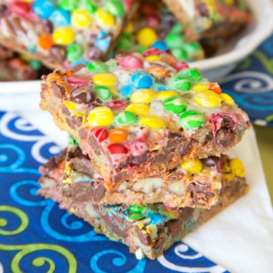 Butter Pecan M&Ms Magic Bars
