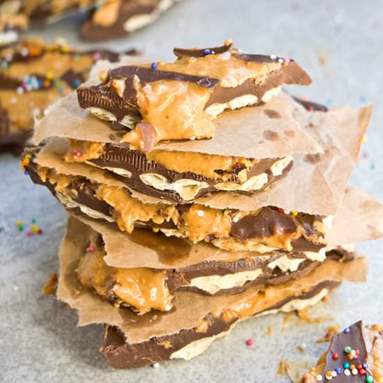Choco peanut butter cracker bark