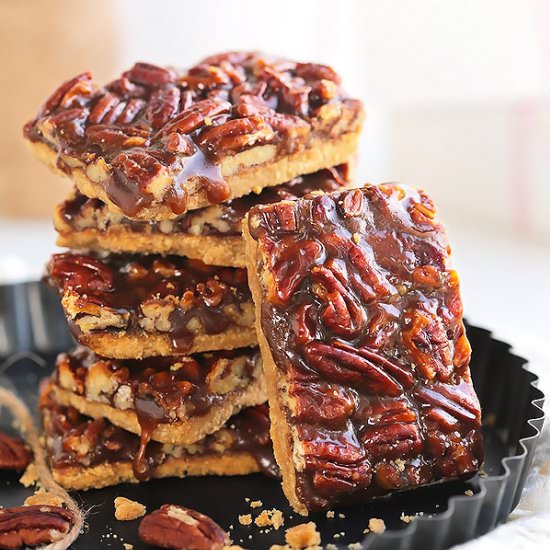 Addictive Pecan Pie Bars