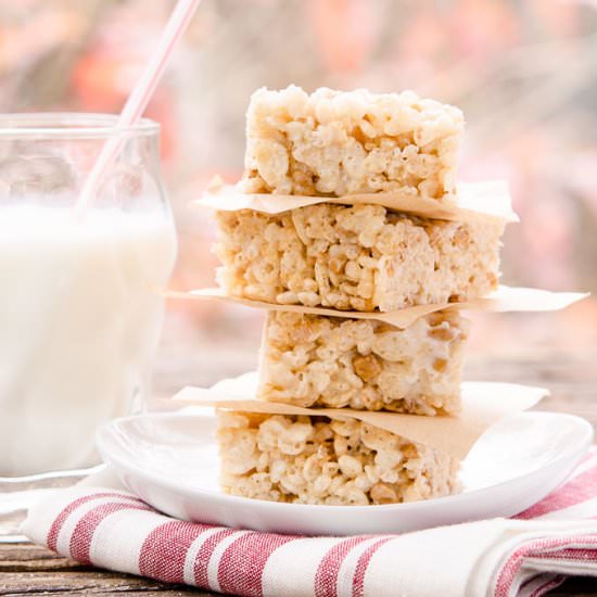 Toffee Chip Rice Krispie Treats